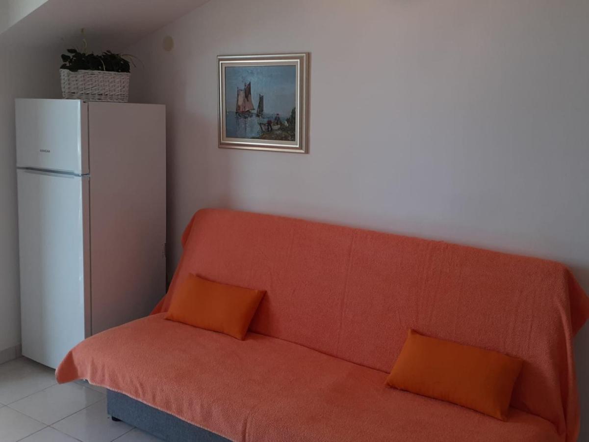Borovina Apartment