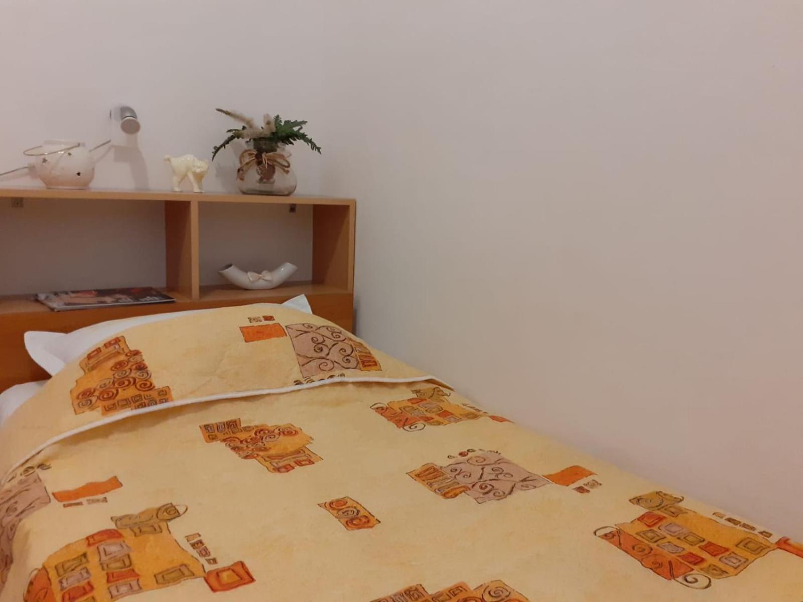 Apartment Borovina Bol